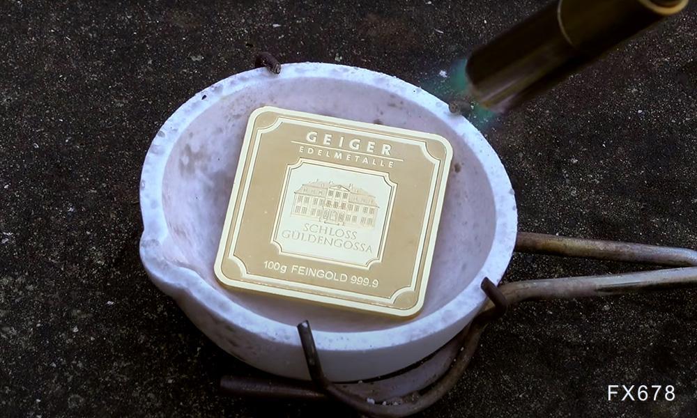 特朗普对关税问题的矛盾表态