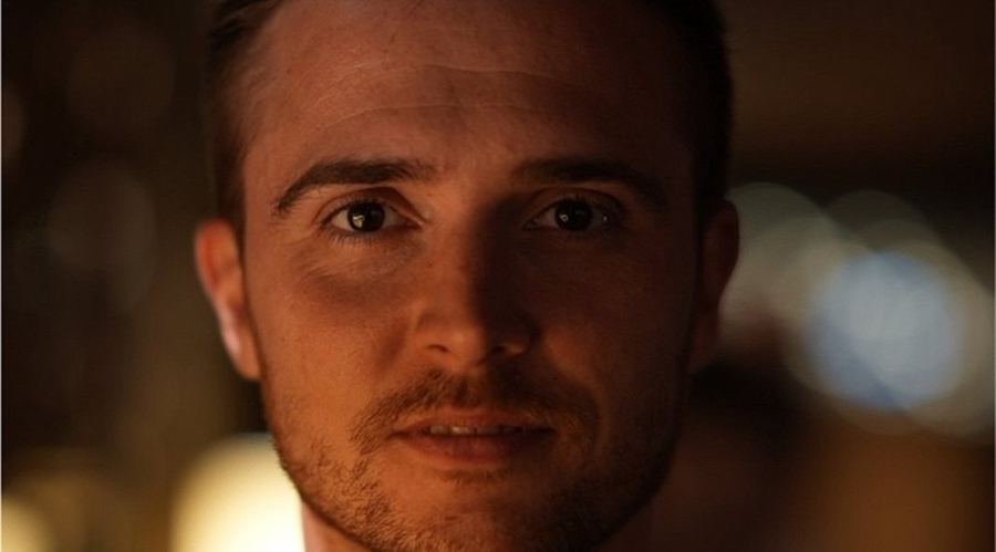 根据LSEG石油研究公司发布的数据，亚洲在2023年1月和2月的原油进口量预计达到2617万桶/日，相较于2022年同期的2696万桶/日出现了明显下降，减少了78万桶/日